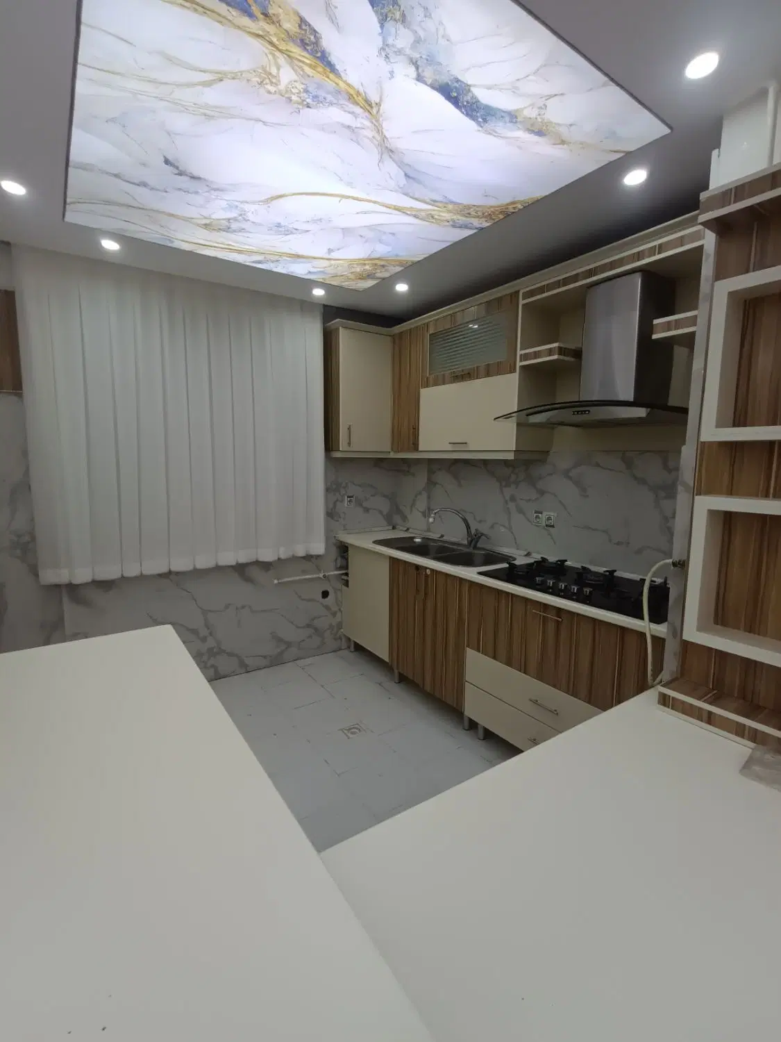 فروش آپارتمان دو خوابه به شرط وام