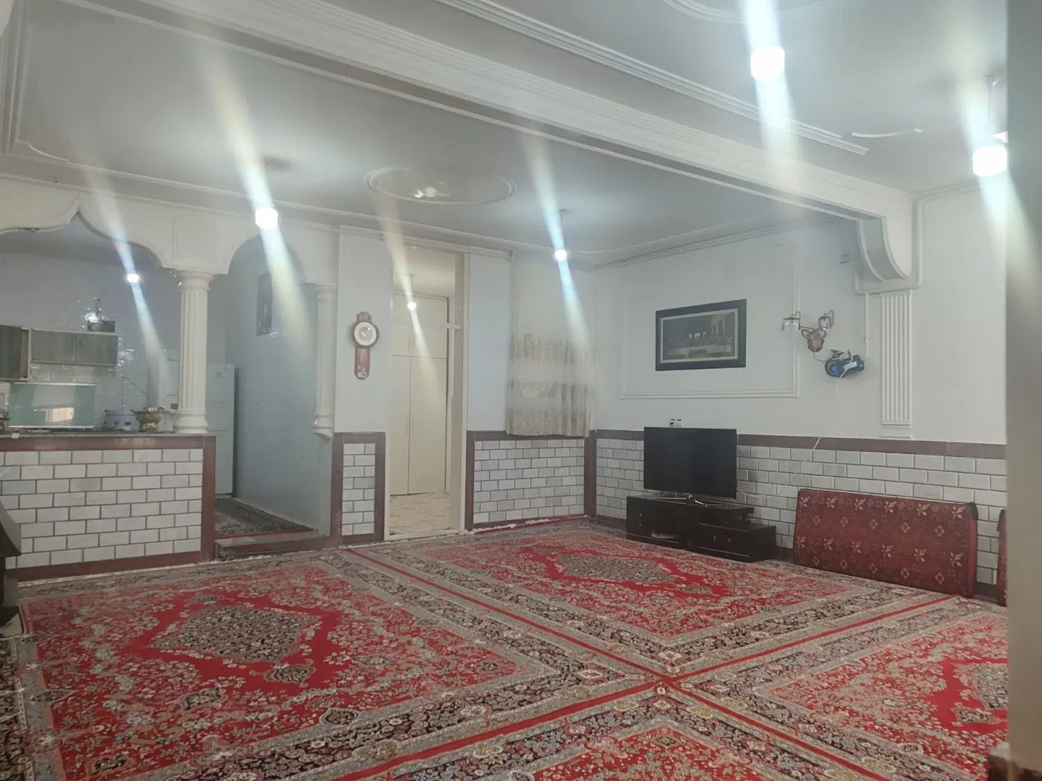 خانه۱۴۶ متر پشته حسین آباد