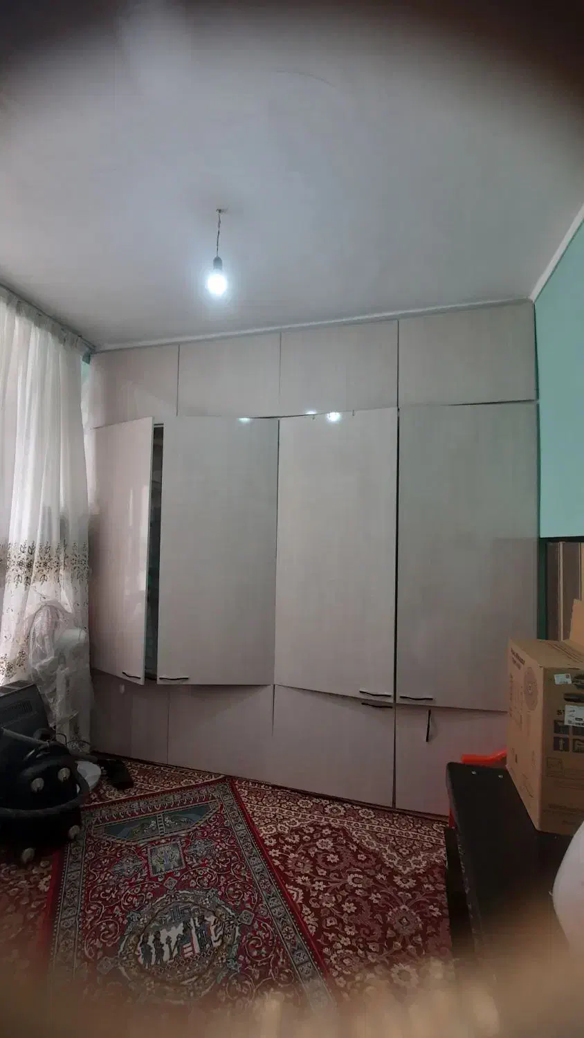 فروش یک باب منزل مسکونی