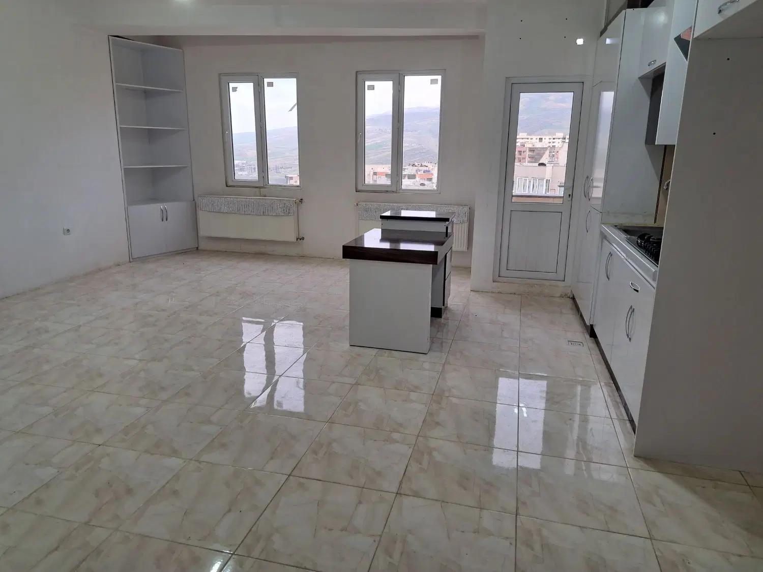 اپارتمان گلشهر دو متراژ۱۱۵