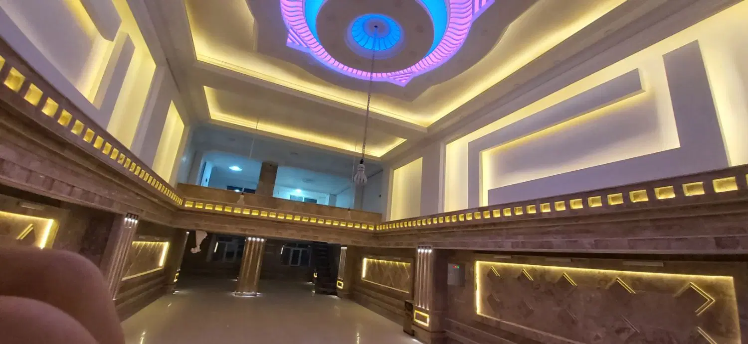 مغازه ۲۵۰ متری شهرک شاهد