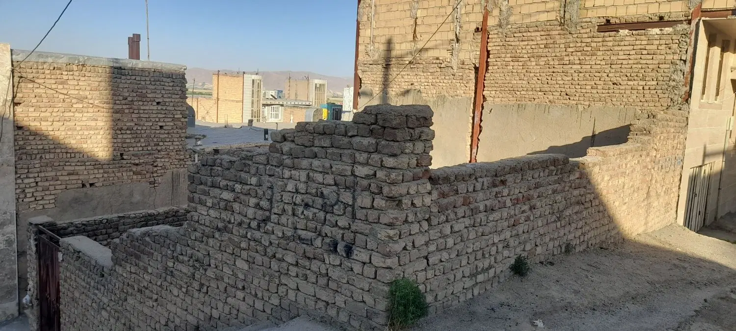 زمین دو کله موقعیت خوب