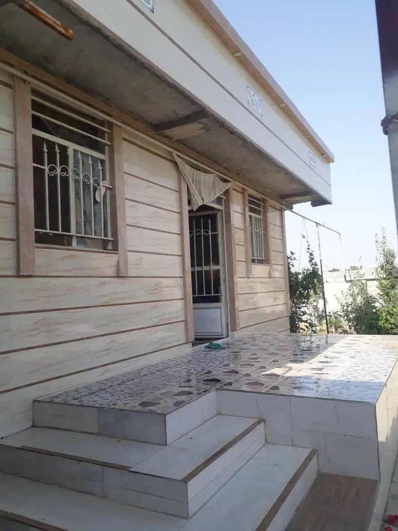 خانه ویلایی ۶۳۰ متری سند دار