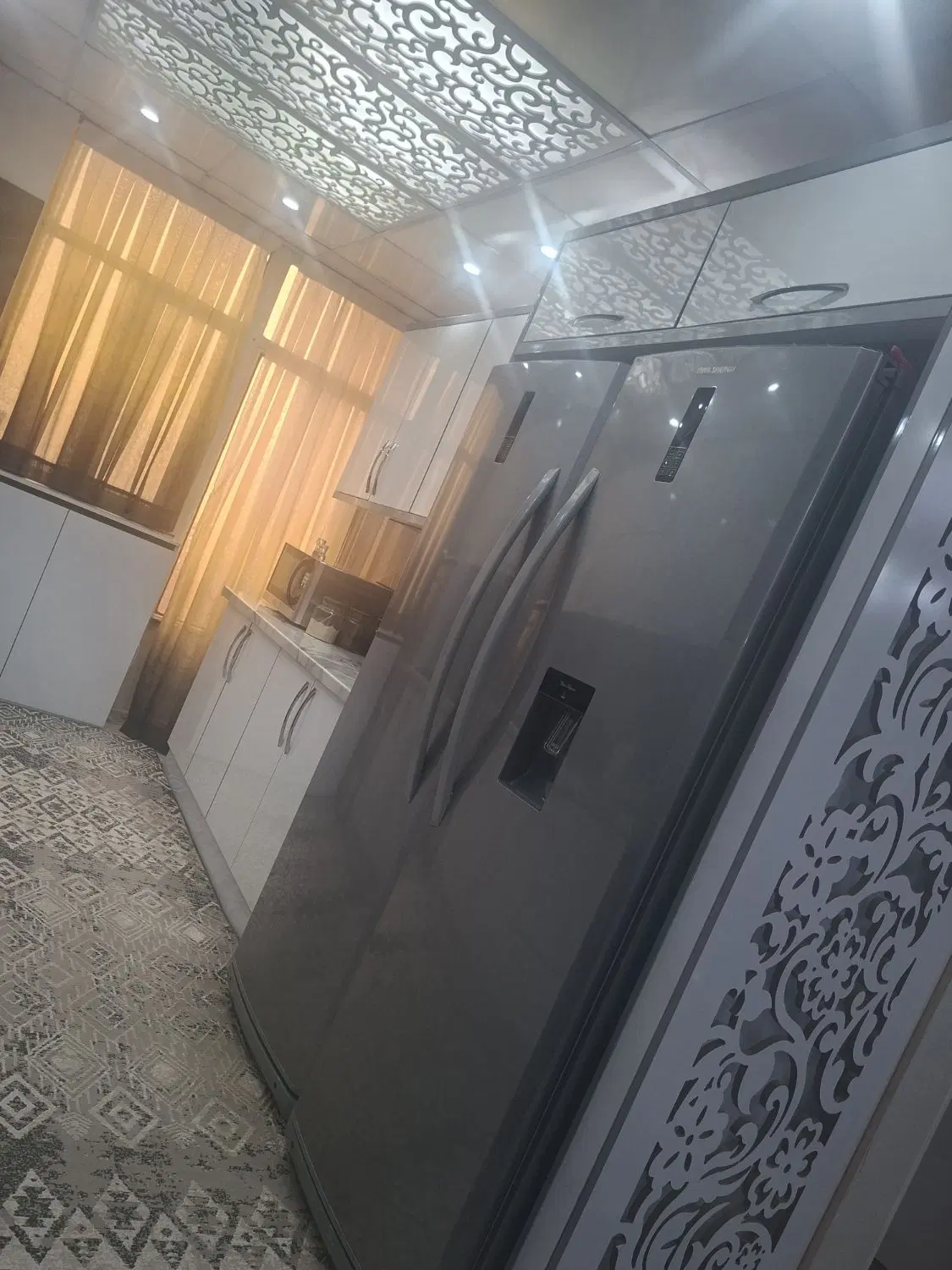 اپارتمان۸۵ متری تک واحدی دو طرف نور گیر