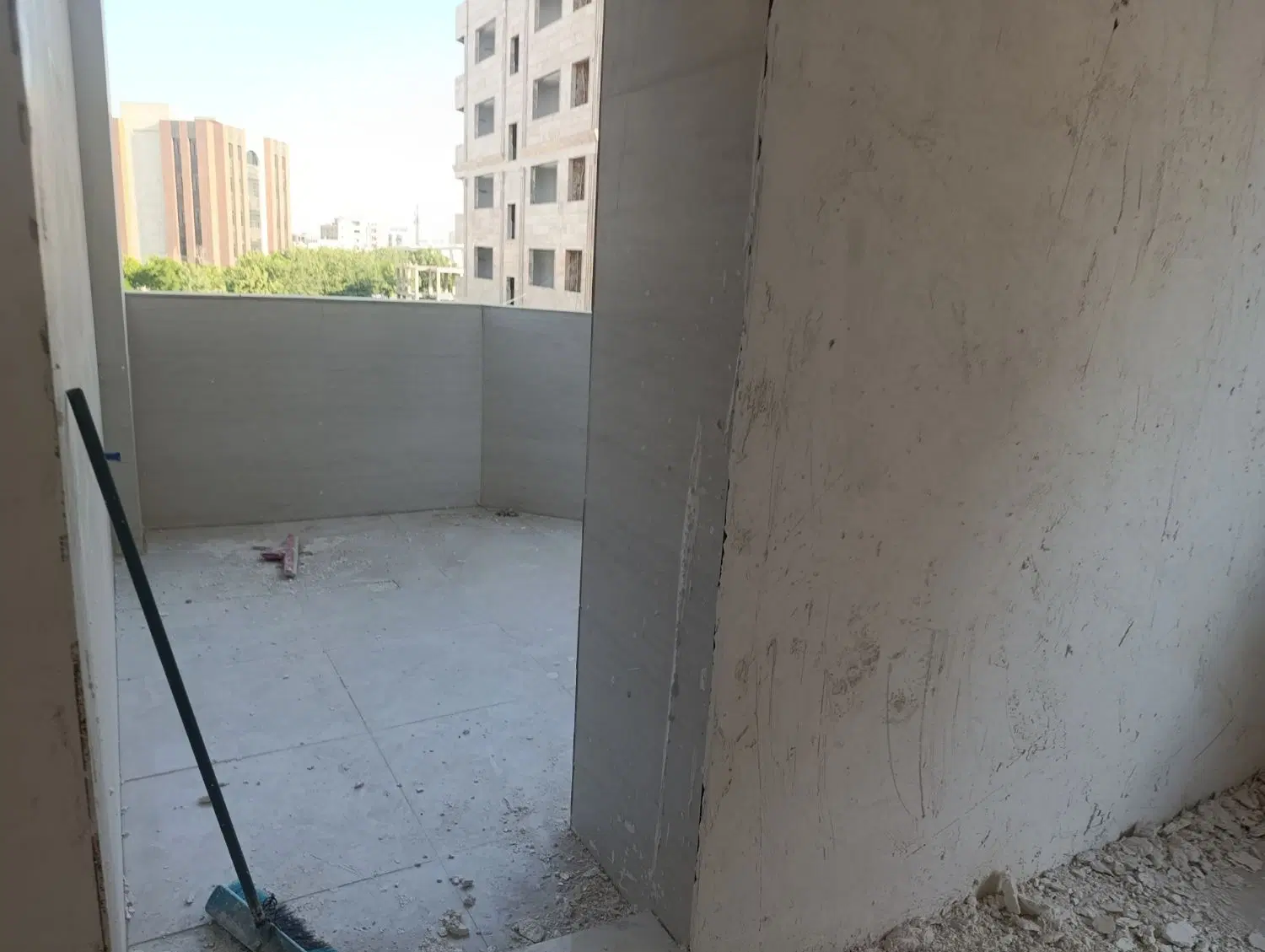آپارتمان ناصر ابدام