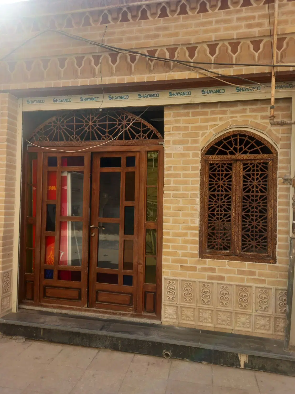 مغازه همراه با انبار  در بازار