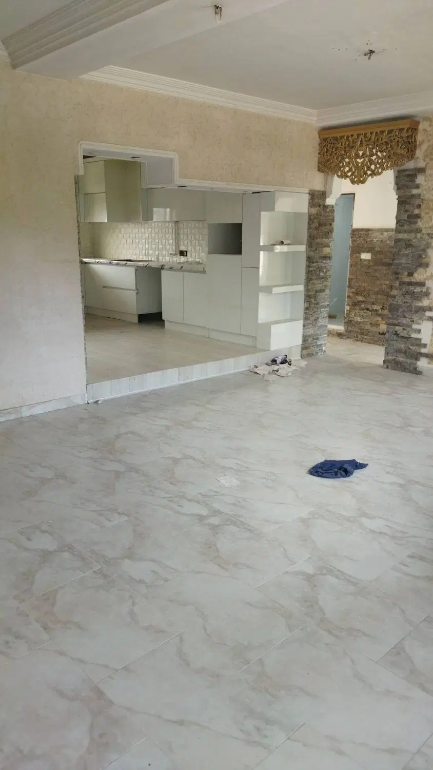 آپارتمان و مغازه
