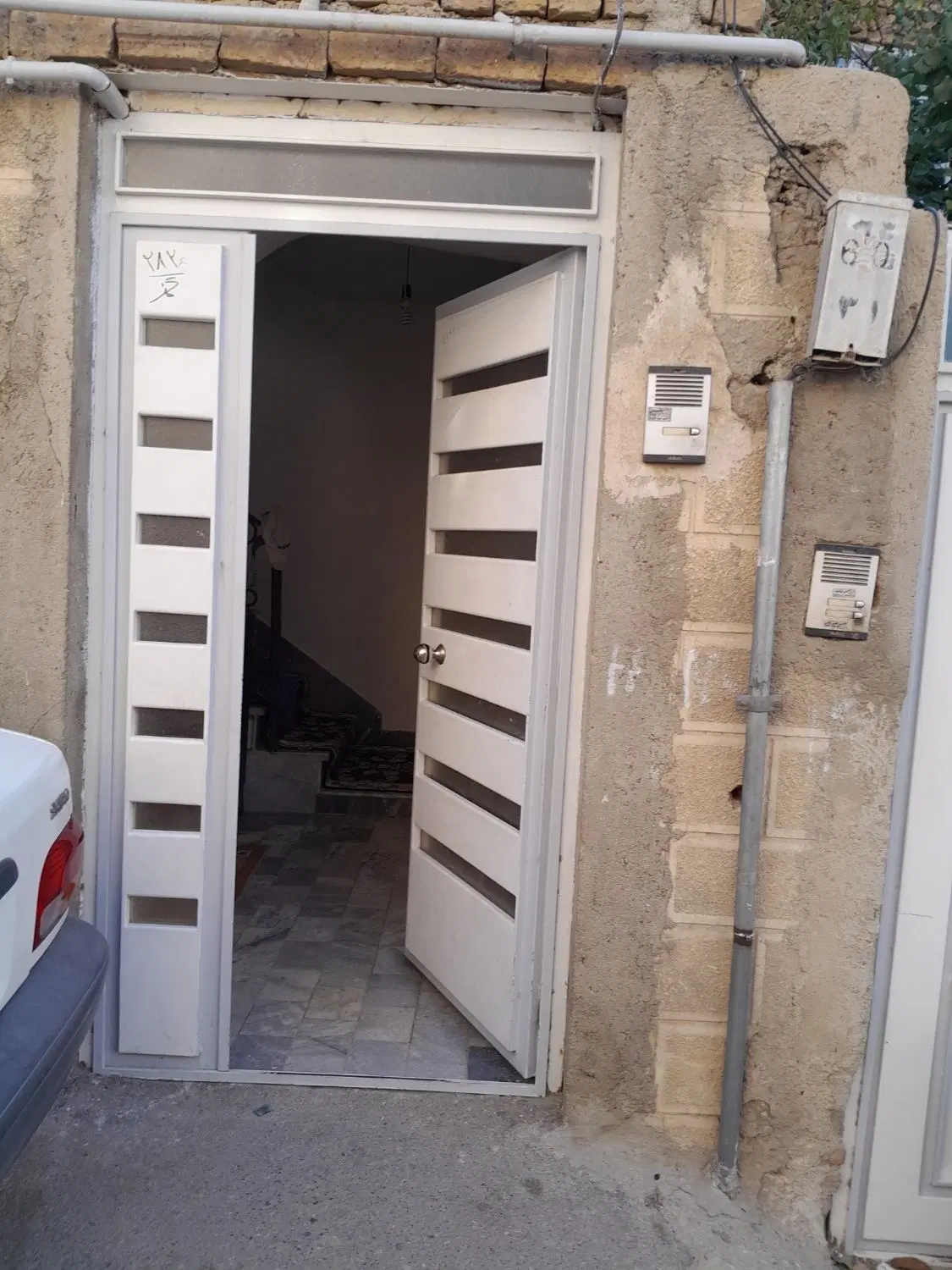 فروش  دو باب مغازه فوری