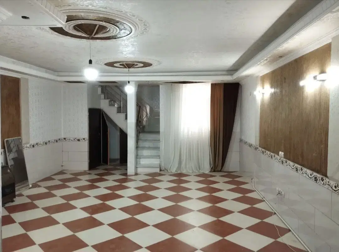 خونه دوبلس در مرزیجران