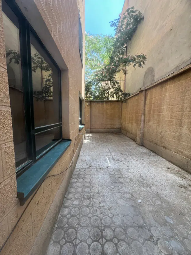 اجاره ۱۰۰ متری کوچه مشکی