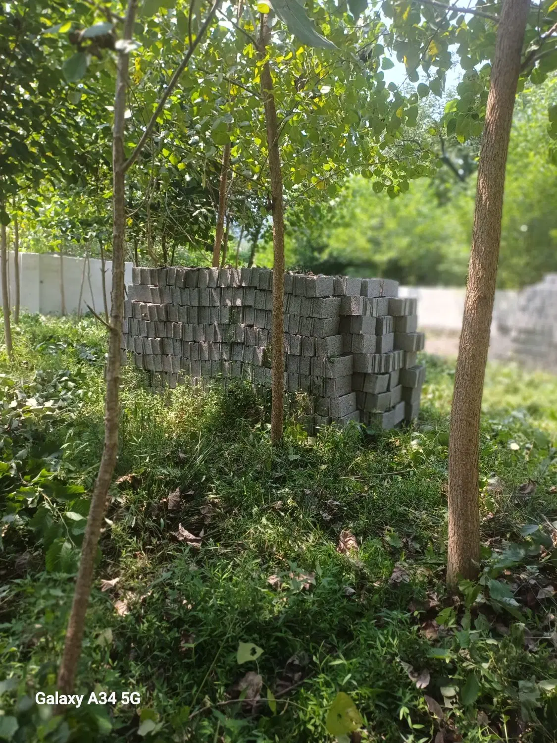 زمین واقع در قله رودخان ۴۰۰متر