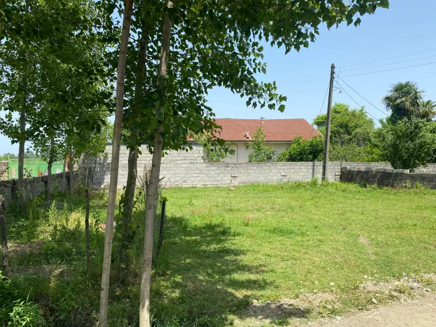 زمین مسکونی