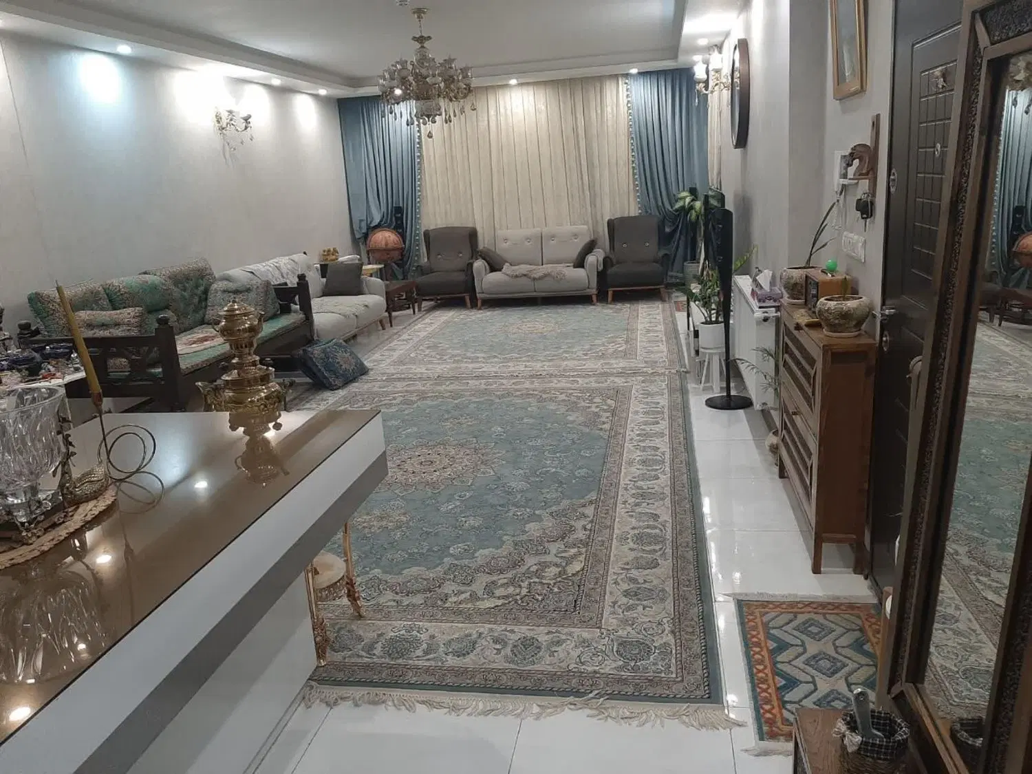 واحد ۱۴۰ متری عطاملک ۱