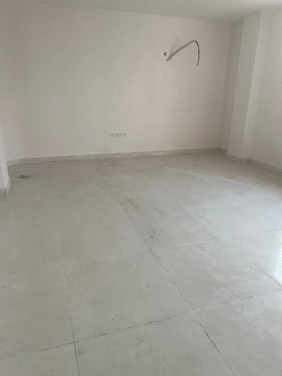 اپارتمان مطهری تکواحد نزدیک بر ۹۰متر