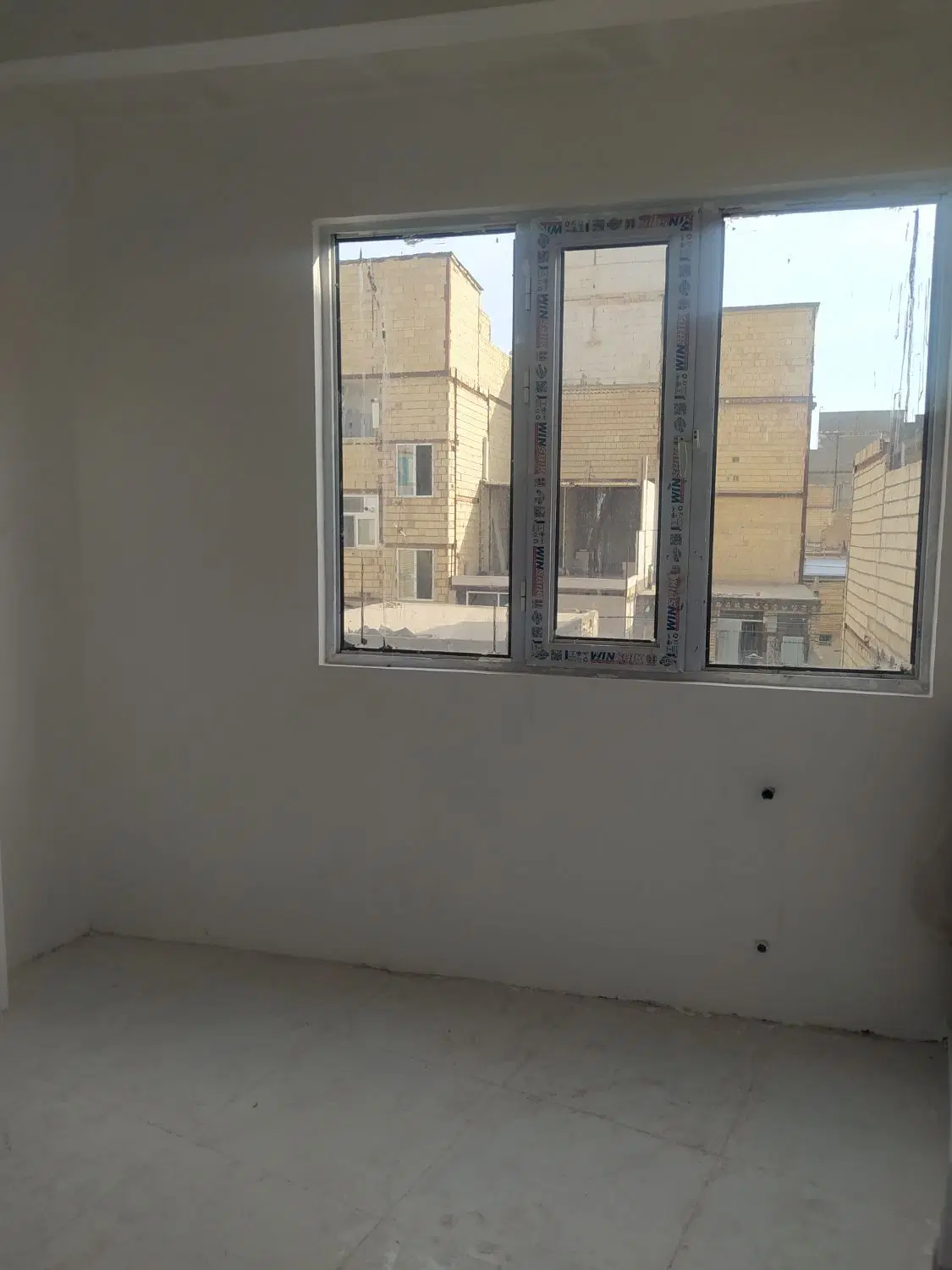 آپارتمان طبقه دوم ۱۰۰ متری
