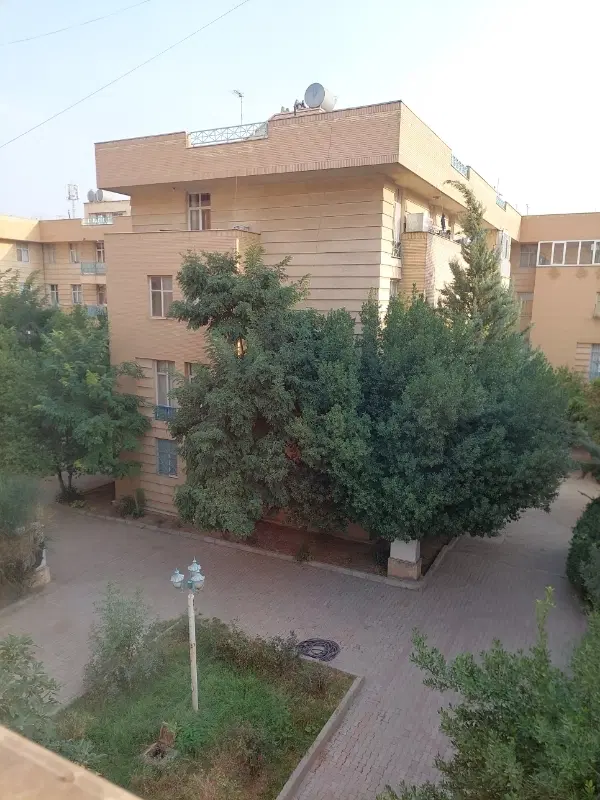 واحد آپارتمان ۱۱۷متری طبقه ۲مجتمع آزادی
