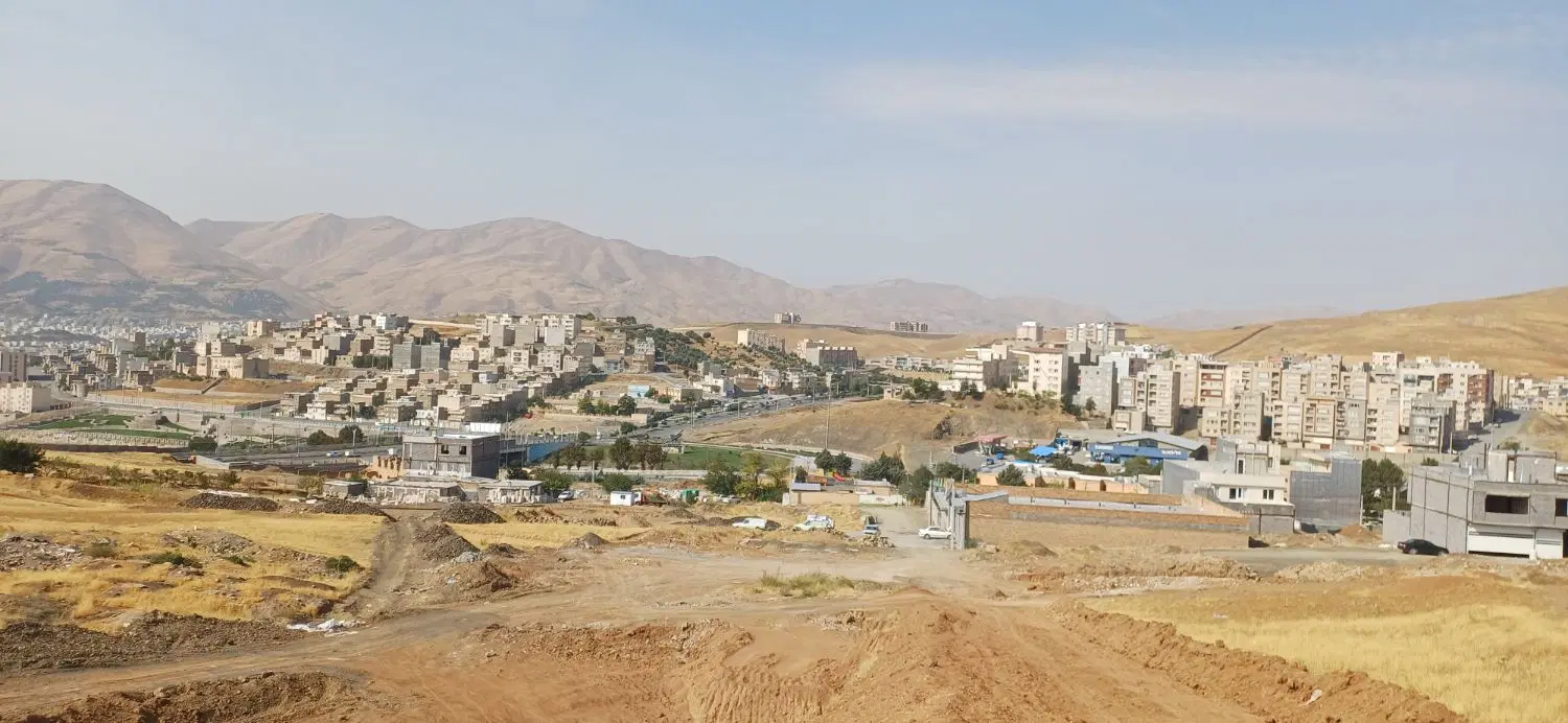 فروش زمین ۱۰۰متری دونبش درفیض آباد.روبرو شهرک بعثت