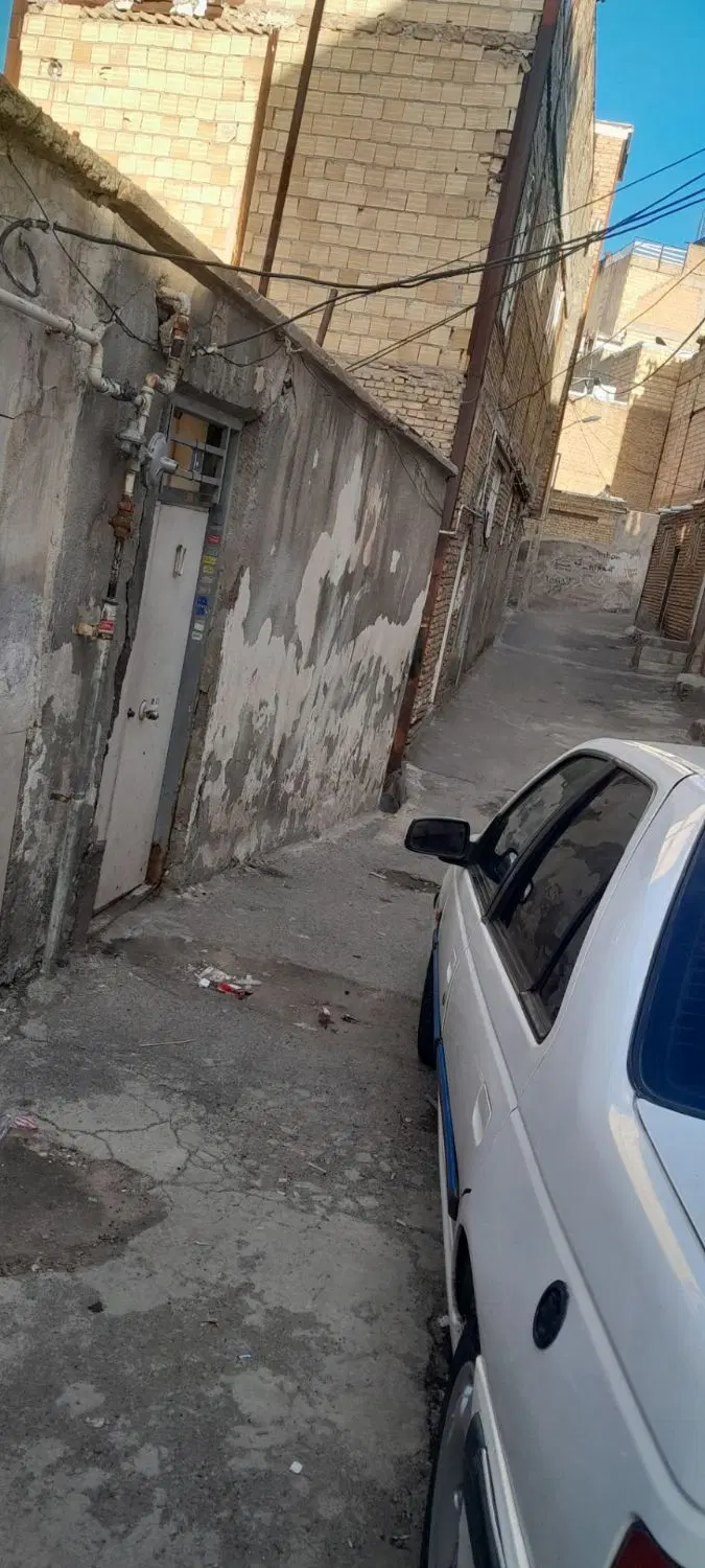 یک باب خانه ۶۵متر،دونبش،امتیازات آب،برق،گاز