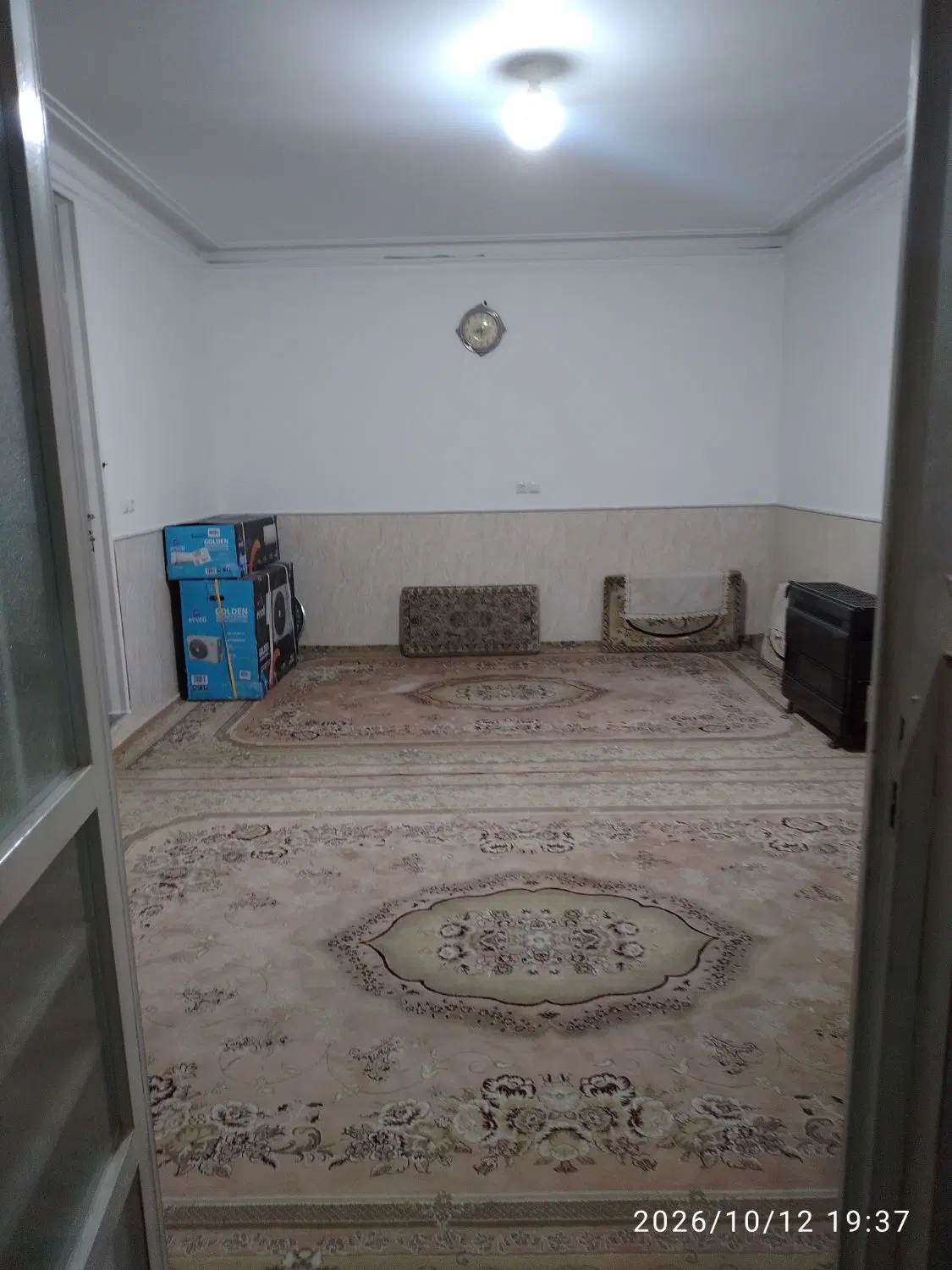 خانه پشت قواره
