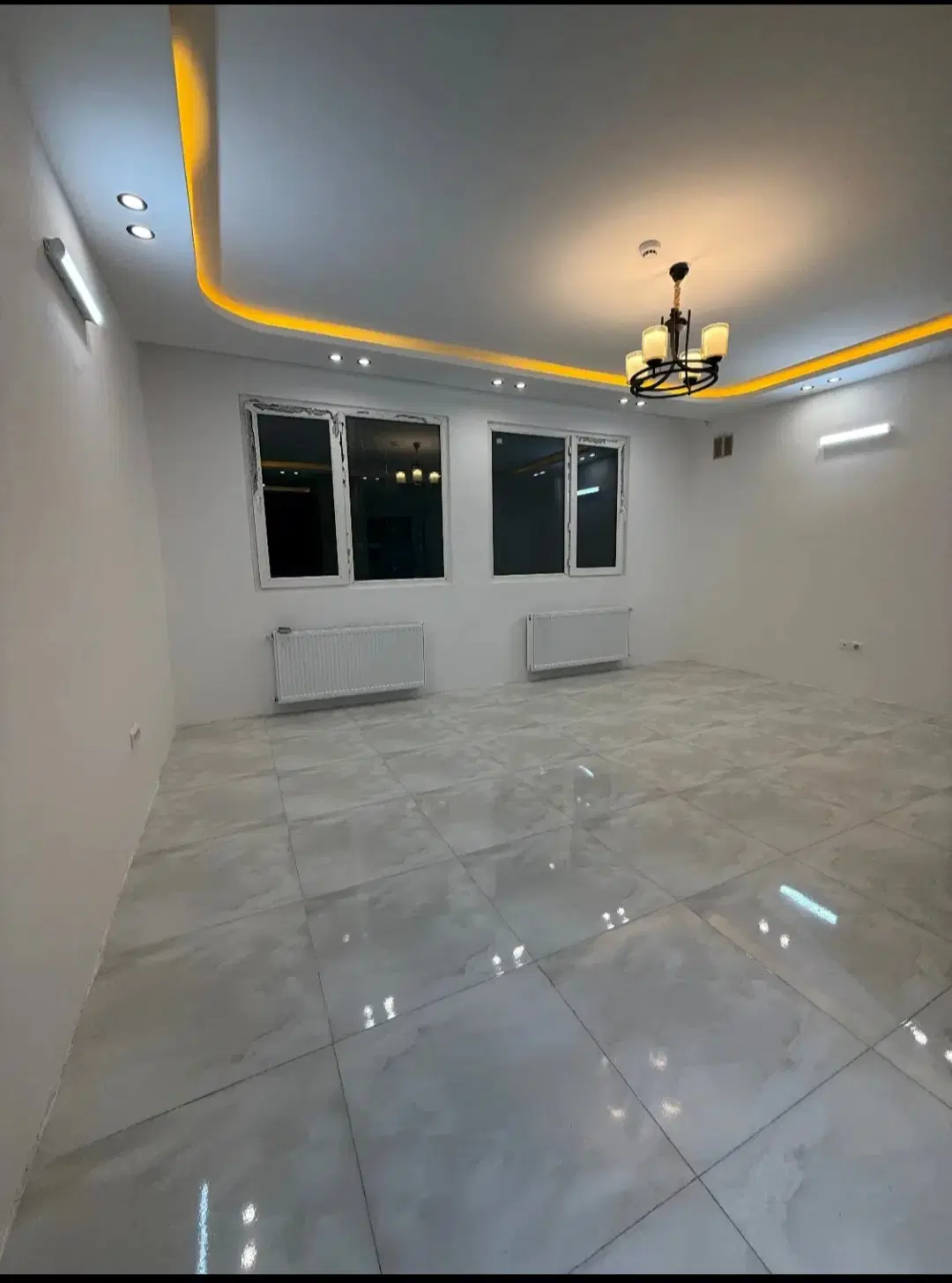 گلبهار_مجتمع برند_ آسمان فریدزاده_ پارکینگ اختصاصی