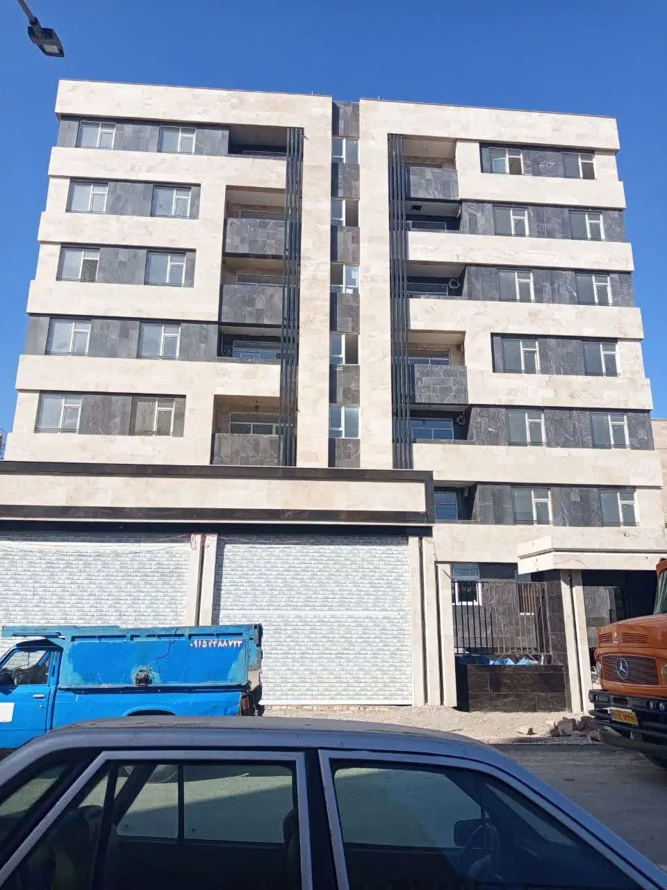 آپارتمان نوساز سنددار مهندسی‌ دوخواب آماده تحویل