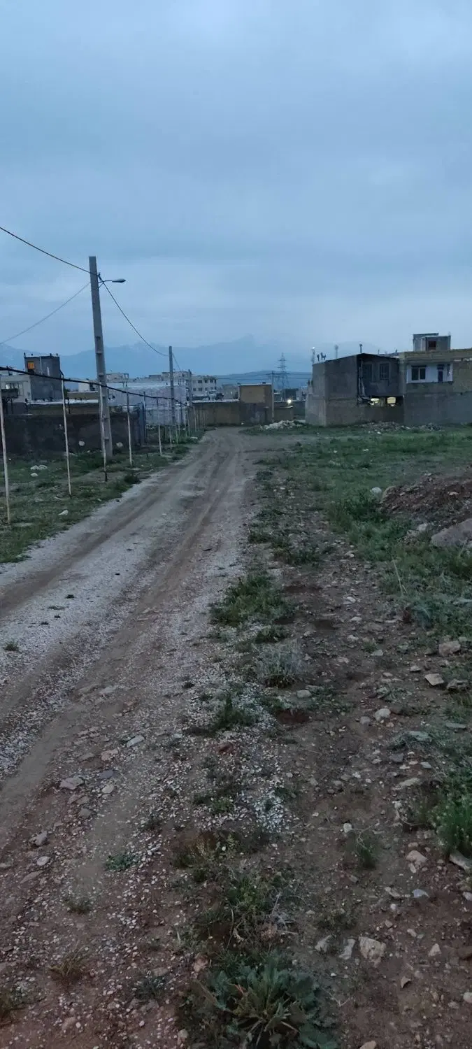 فروش زمین مسکونی متری۱۰_۰۰۰_۰۰۰ تومان