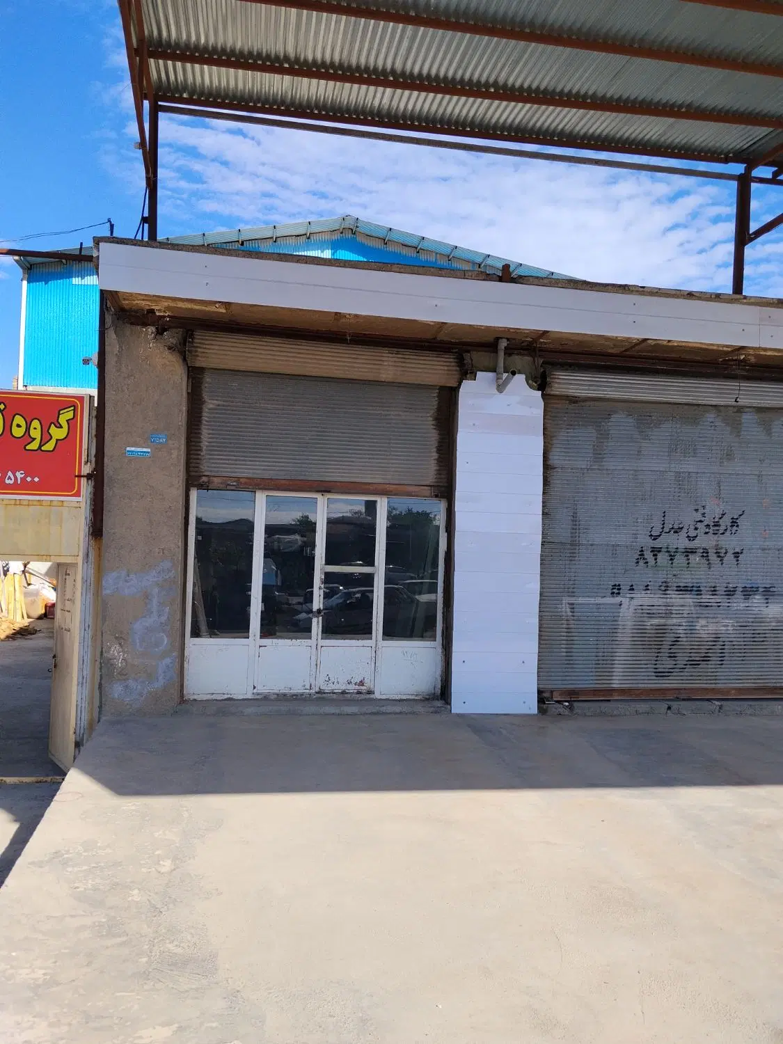 اجاره مغازه ۴۰ متری+۲۰ متر بالکن بر سیگار فروش ها