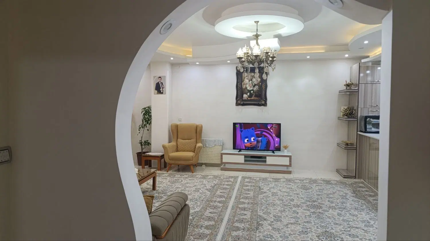 ۸۵متری قولنامه کم واحدبنیاد ۲۲بهمن