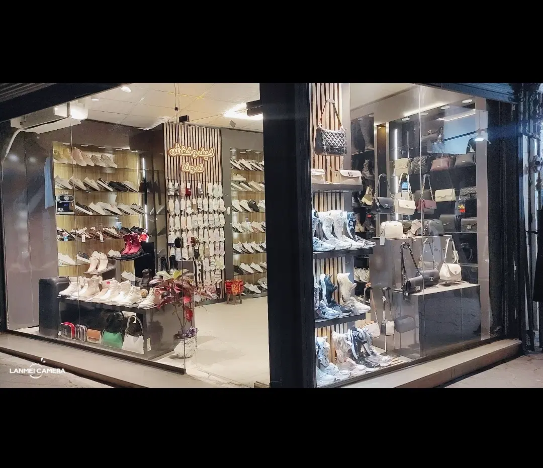 مغازه دونبش،نبش میدان۱۵خرداد،دو طبقه