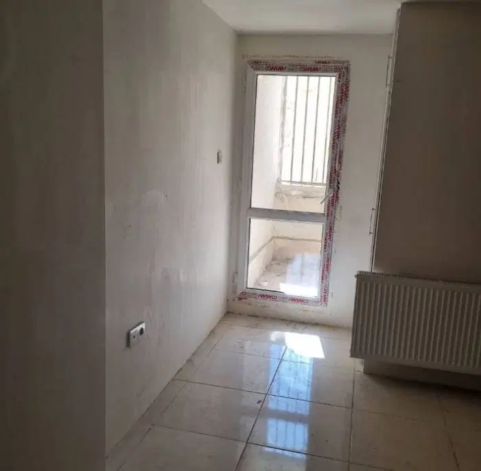 آپارتمان دوخوابه مسکن مهر رودهن