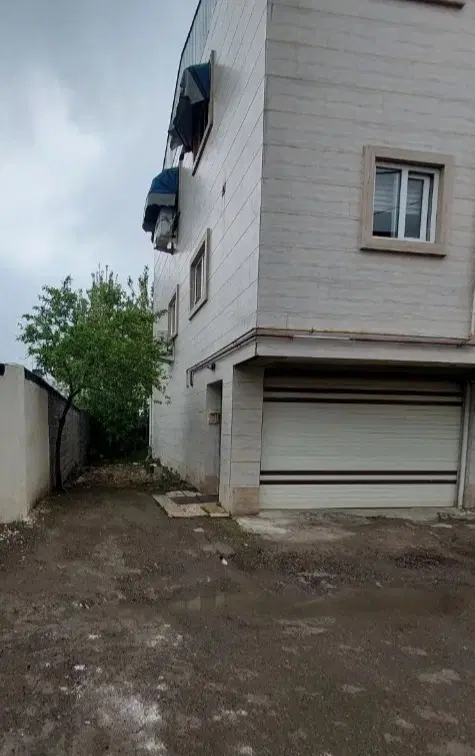 دنبال زمین کوجک جهت مشارکت در ساخت هستم