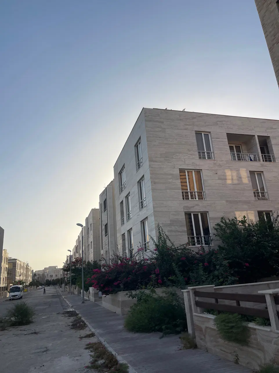 فروش ۵۲ متری نوبنیاد