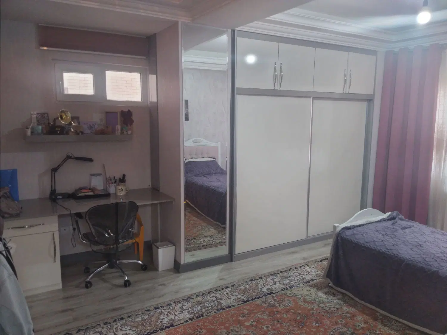 آپارتمان شخصی بر خیابان بعثت