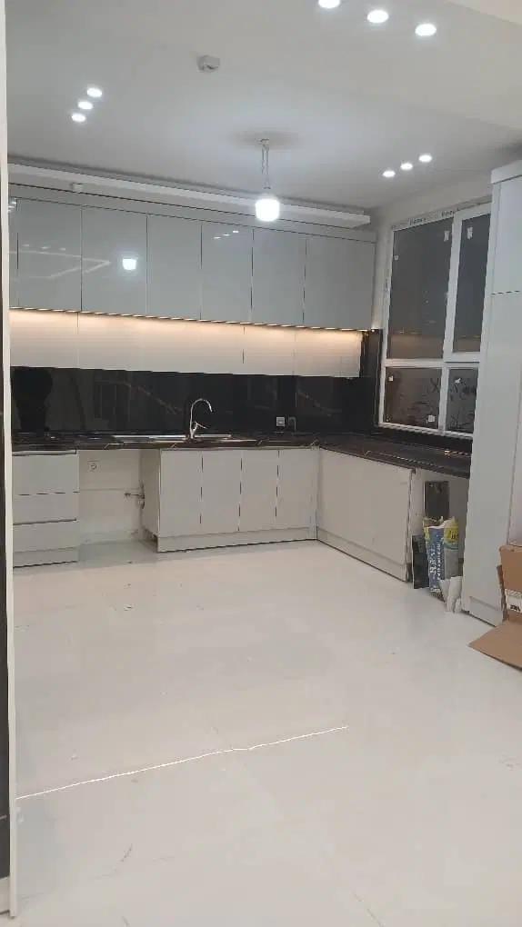 دفترکار ۱۳۰متری فول بازسازی فوری ۴خواب