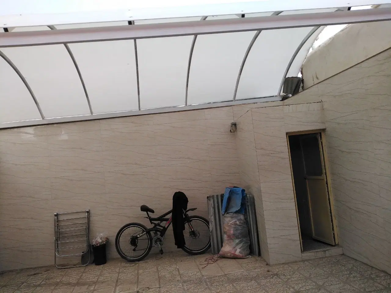 منزل (خانه) ویلایی فروشی