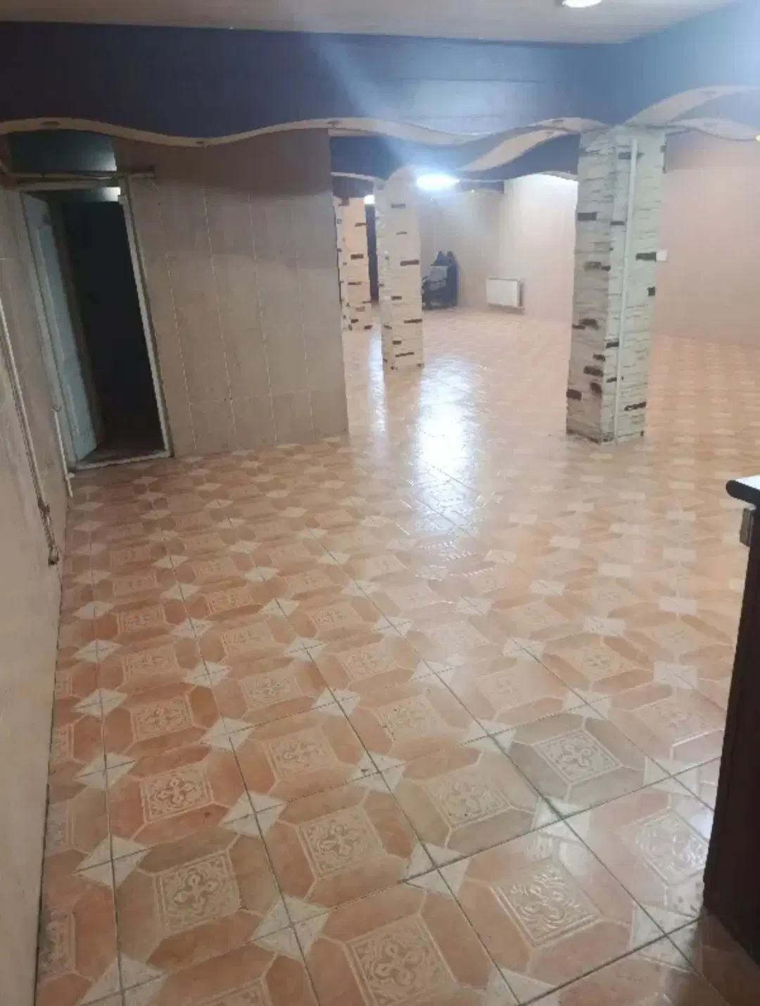 اجاره زیرزمین ۲۰۰ متری تجاری
