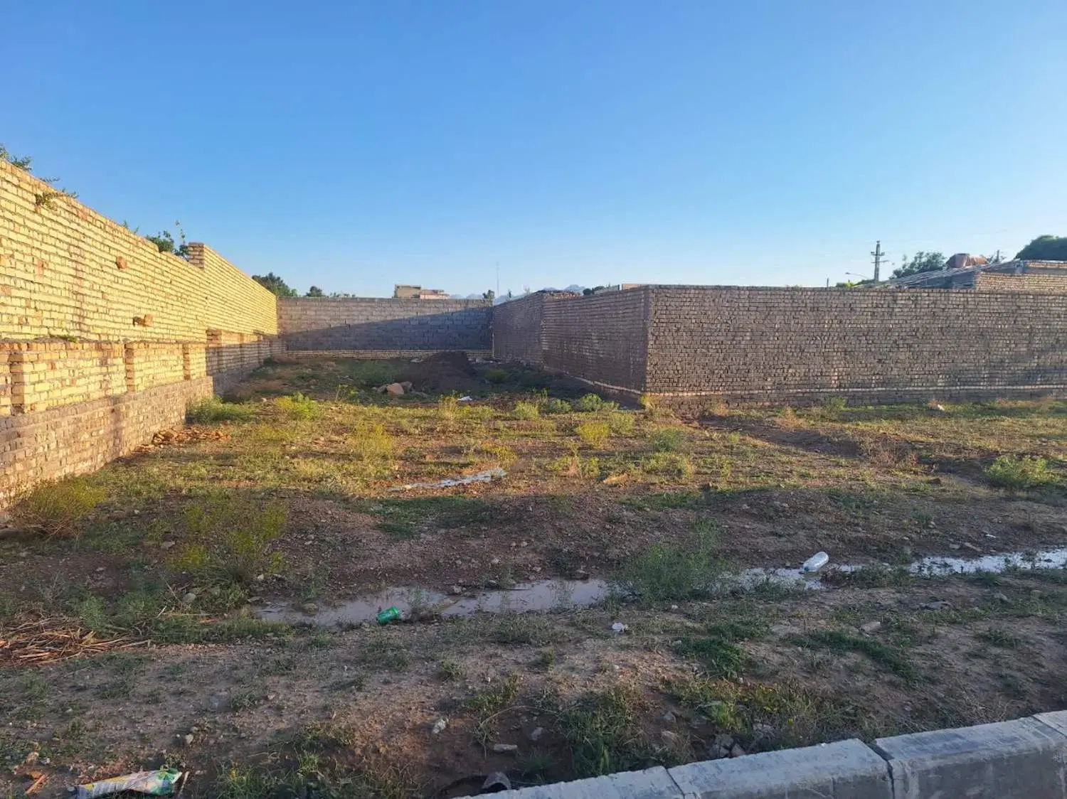 زمین بهترین نقطه کهک
