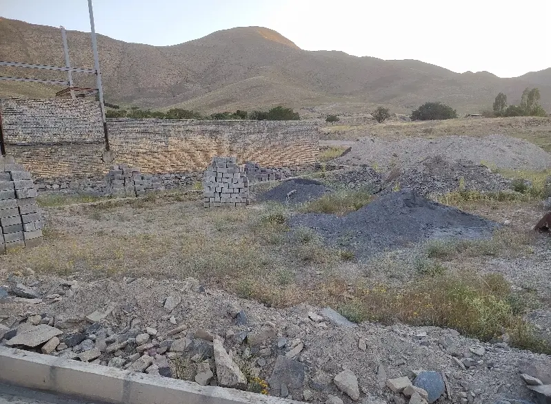زمین نظم آباد
