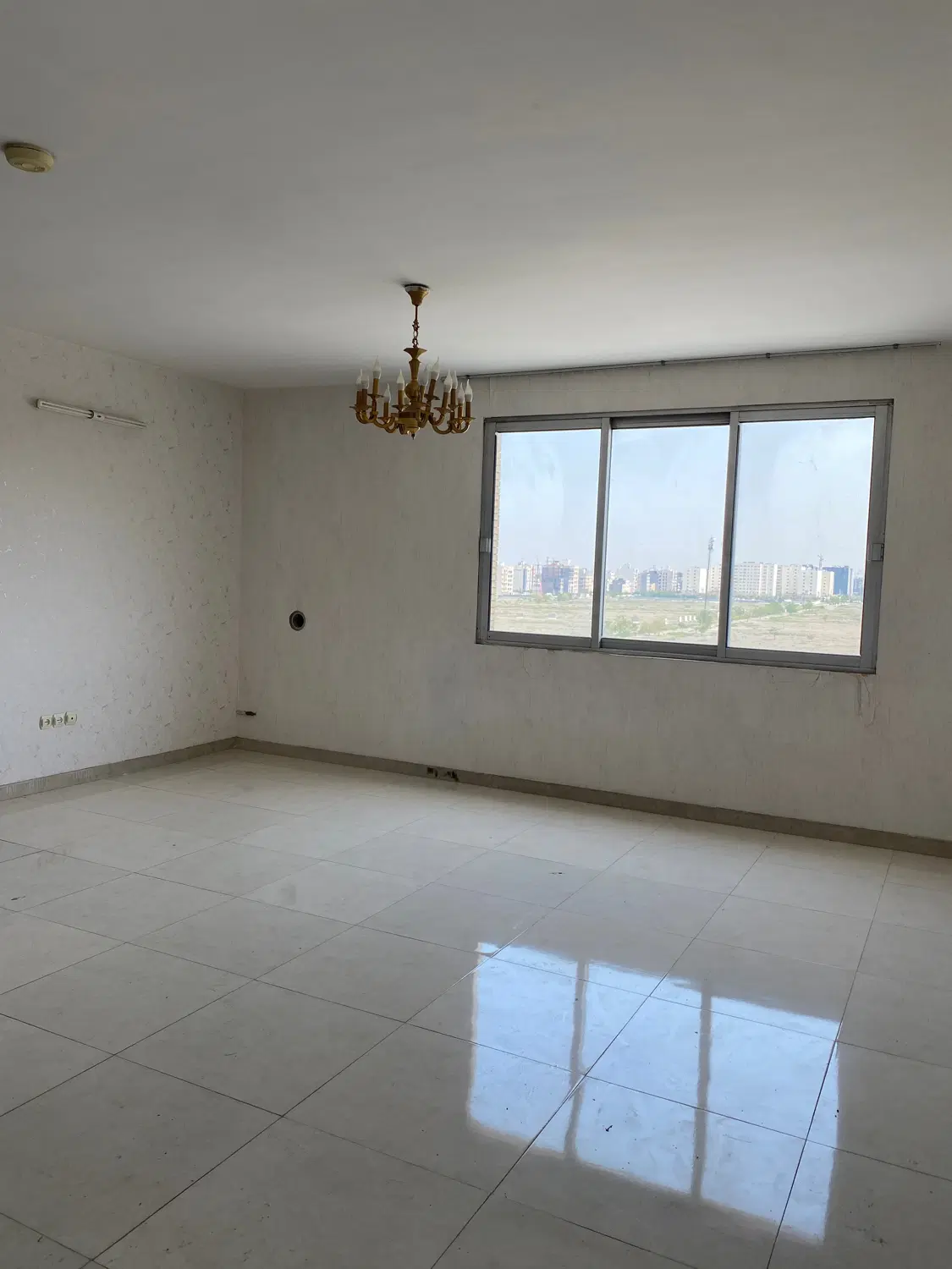 ۸۰ متری فول سنددار