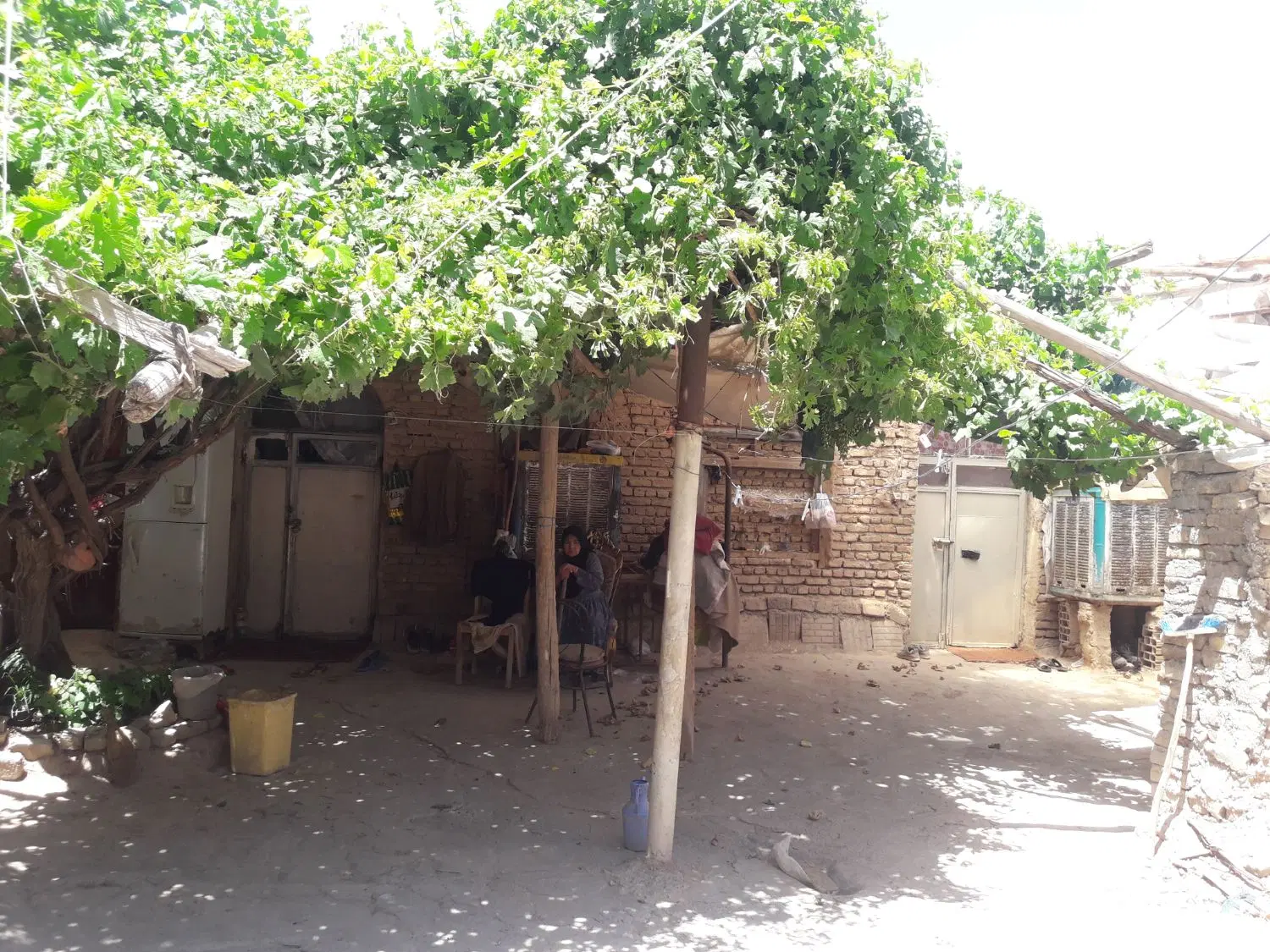 فروش چهاردیواری