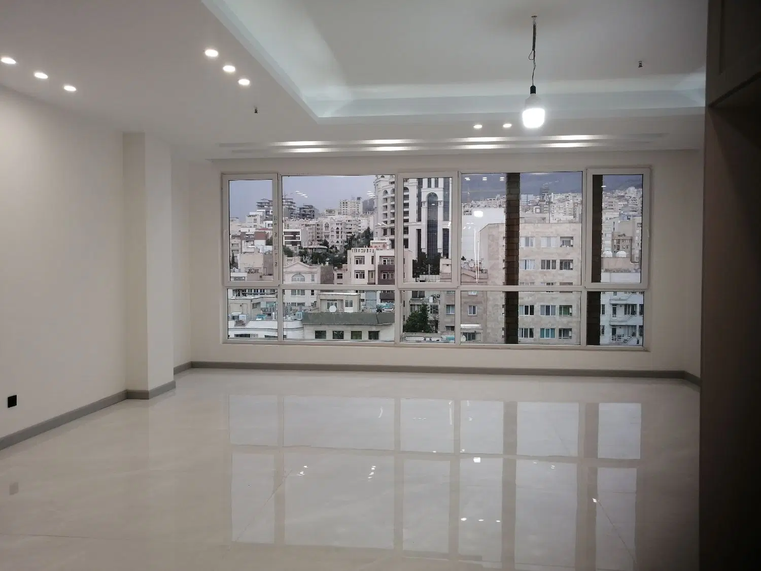 160متر.نوساز.فول دیزاین. 2پارکینگ. گلستانها