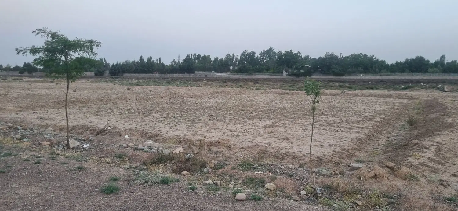 ۷۰۰ متر زمین کمالشهر
