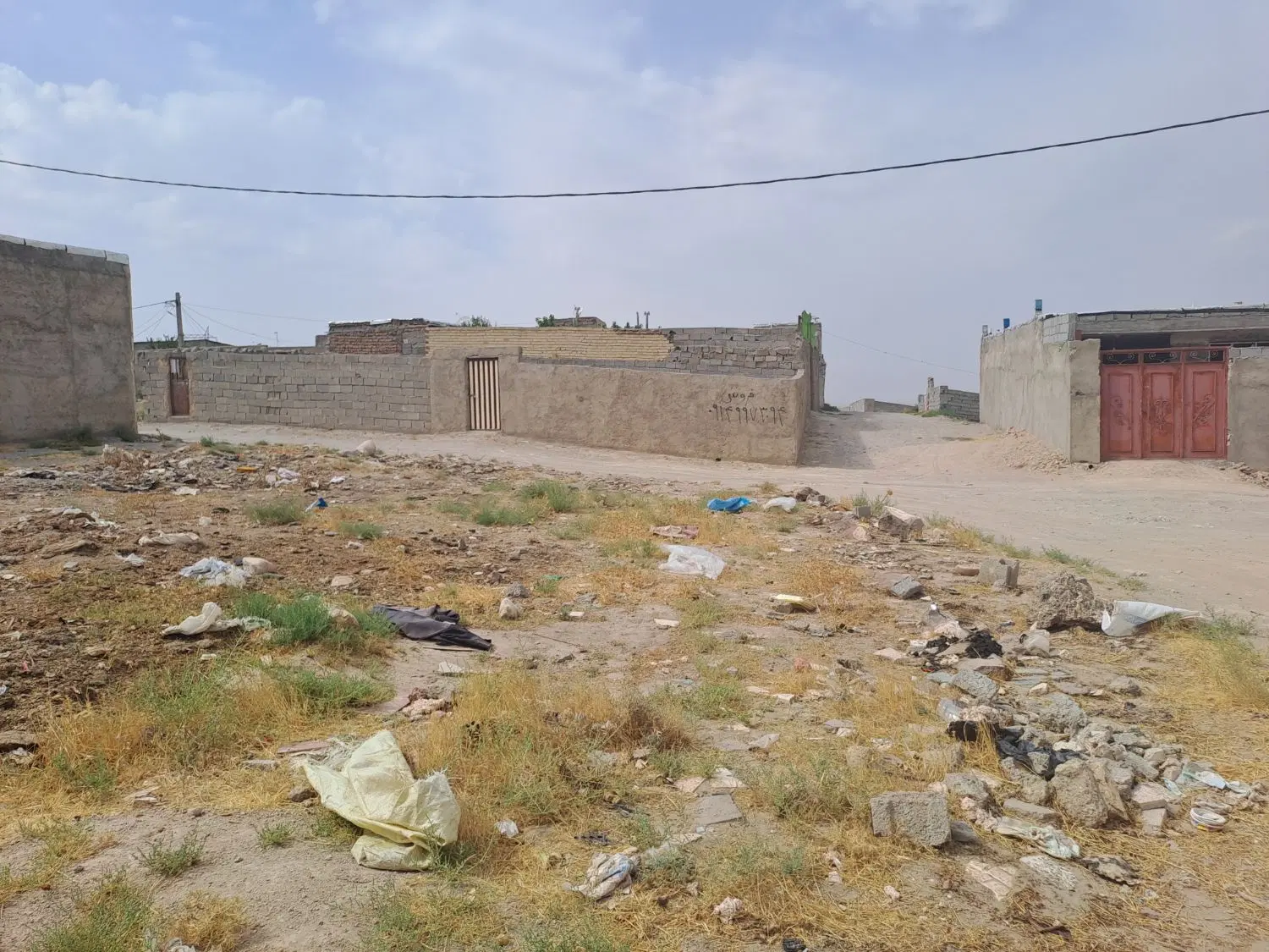 فروش۱۰۰مترحصاردونبش