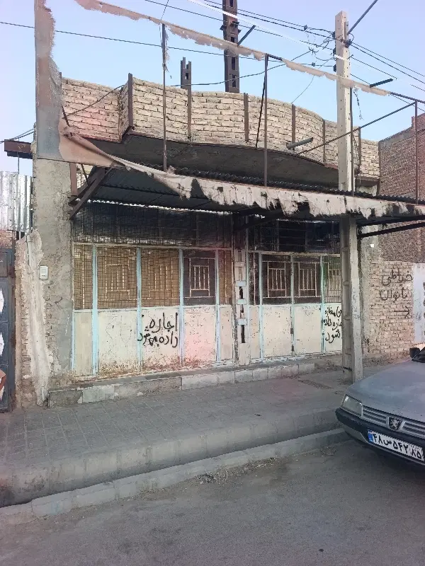مغازه برخیابان روبرو پیربخش 55