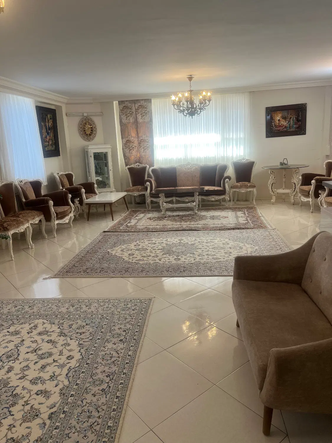 آپارتمان دوخوابه تمیز ۱۰۶ متری