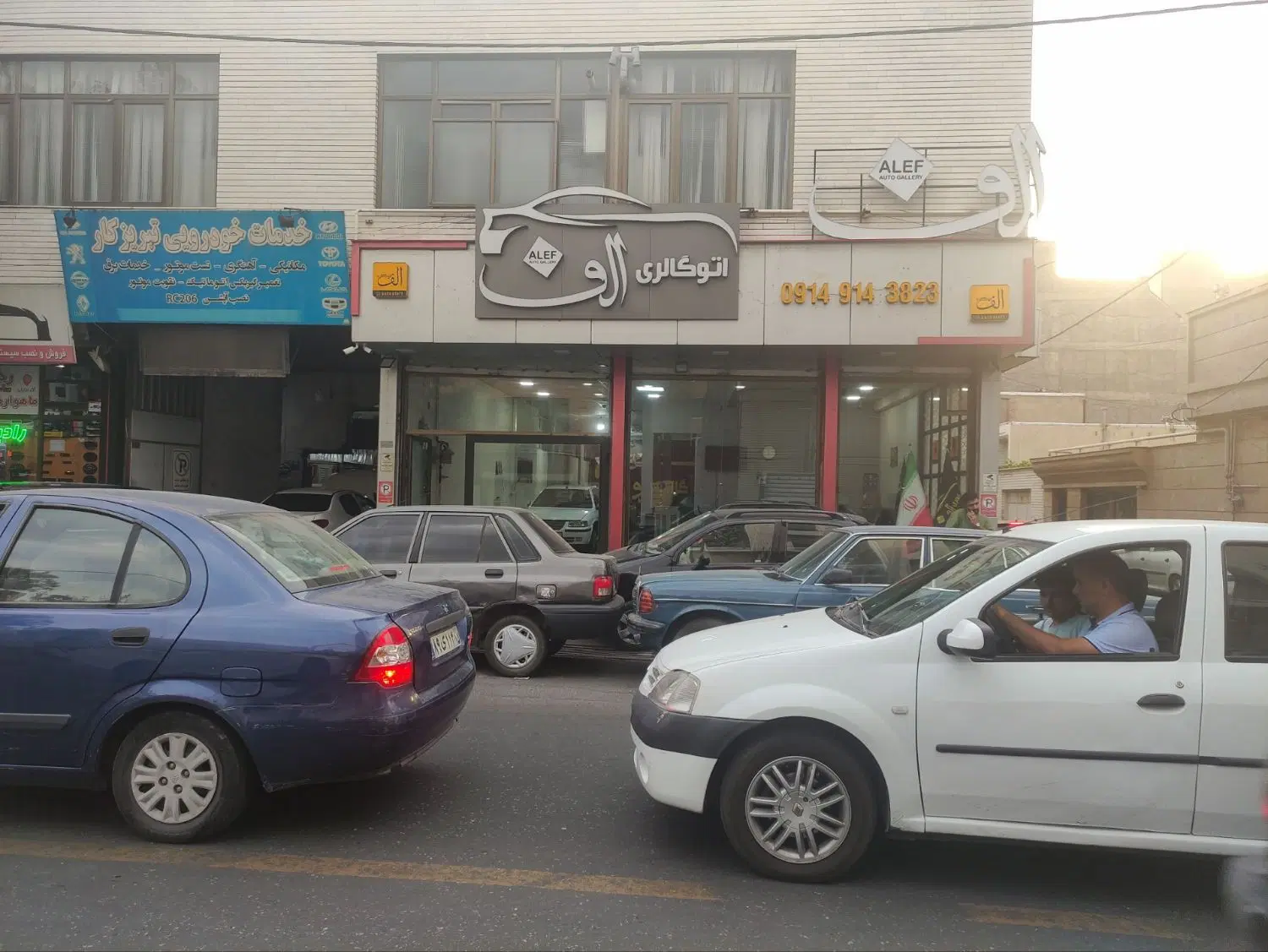 رهن واجاره مغازه ۳ دهنه