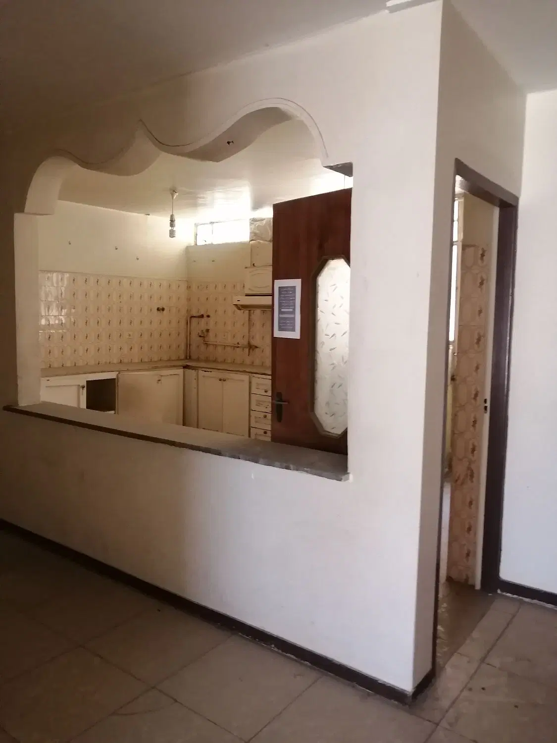اجاره واحد اداری بزرگ ۱۳۷متری