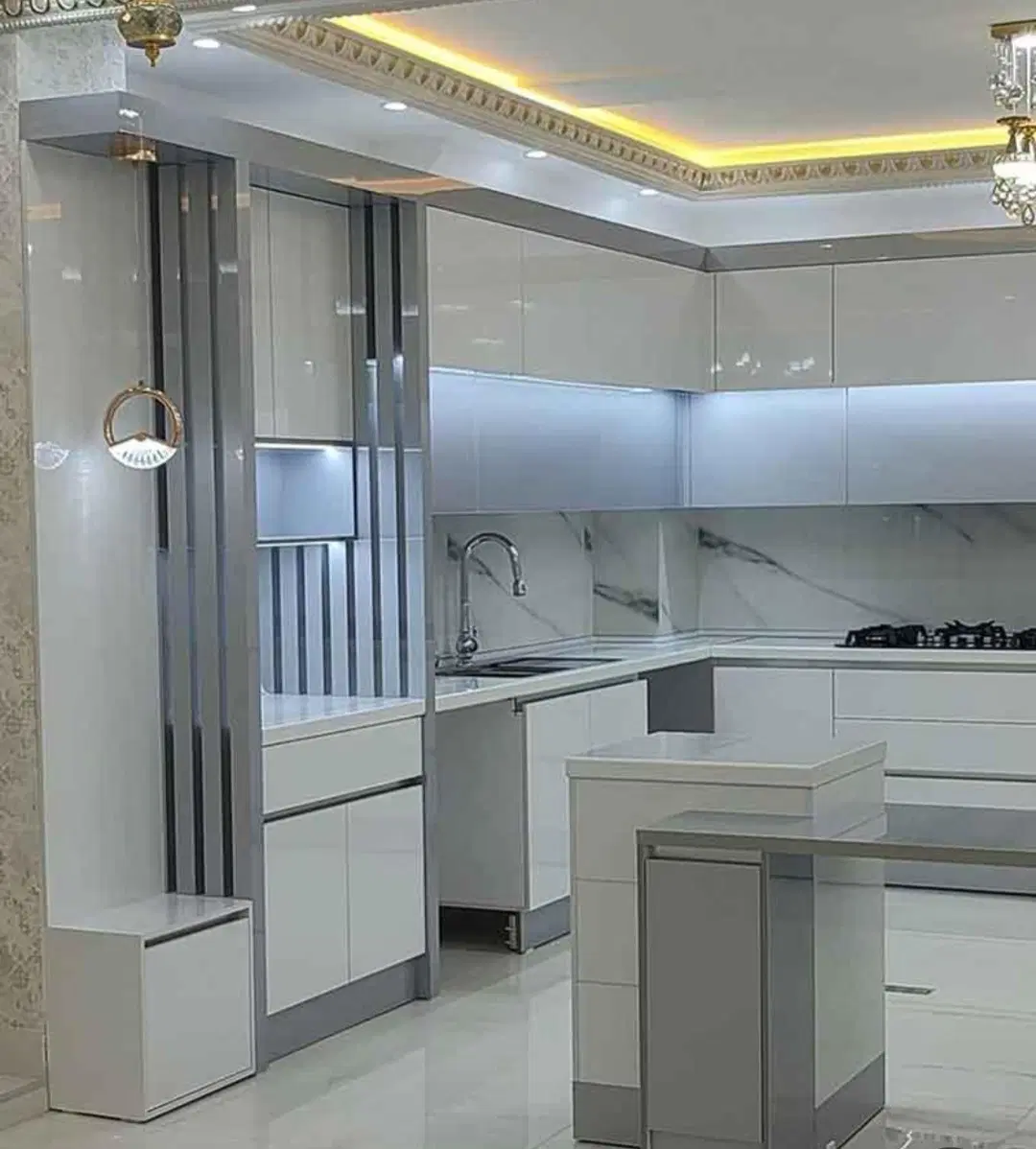 فروش واحد آپارتمان ۱۳۸ متر دو خوابه پوربهمن تخلیه