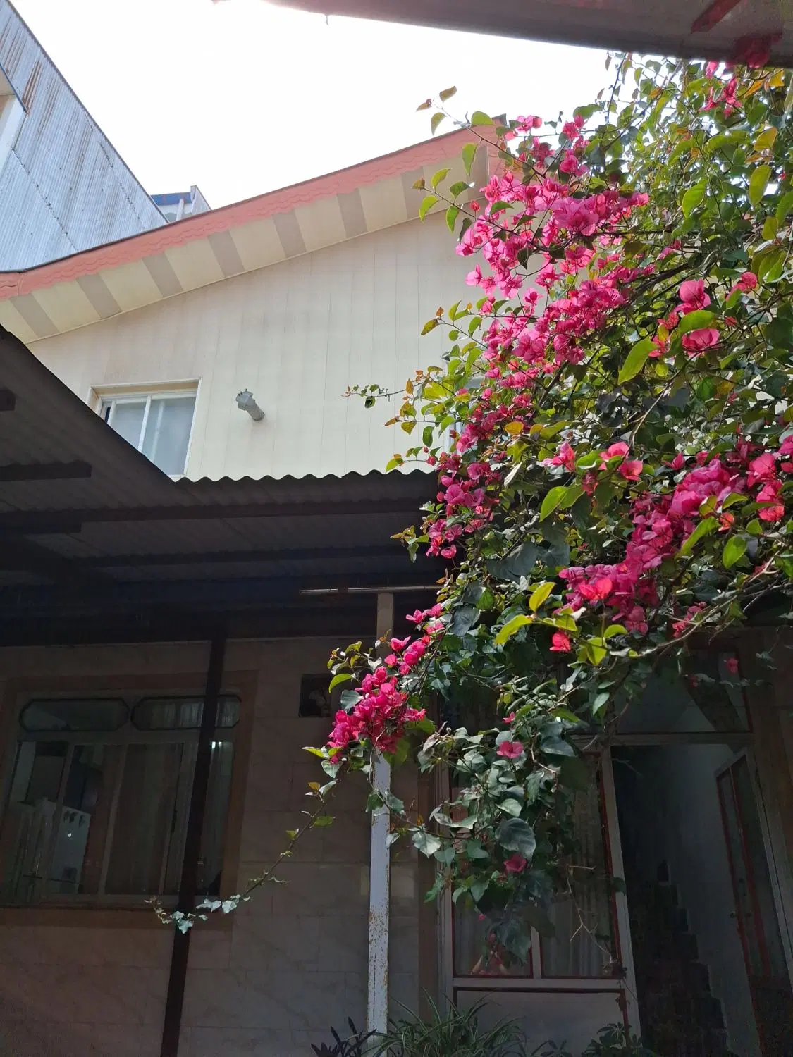 ویلایی دوبلکس ۱۷۲ متر امکانت کامل