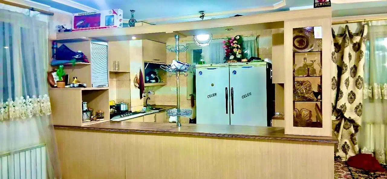 واحد ۱۱۴ متری در وایین